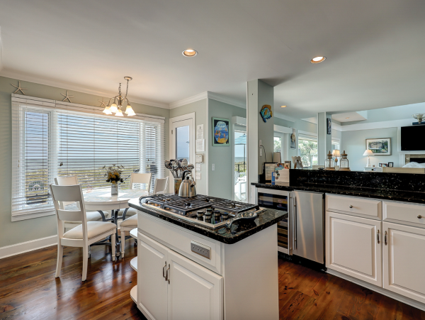 Luxury Oceanfront Vacation Rental with 6 Bedrooms in Hilton Head