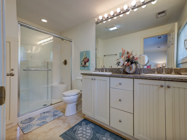 Luxury Oceanfront Vacation Rental with 6 Bedrooms in Hilton Head