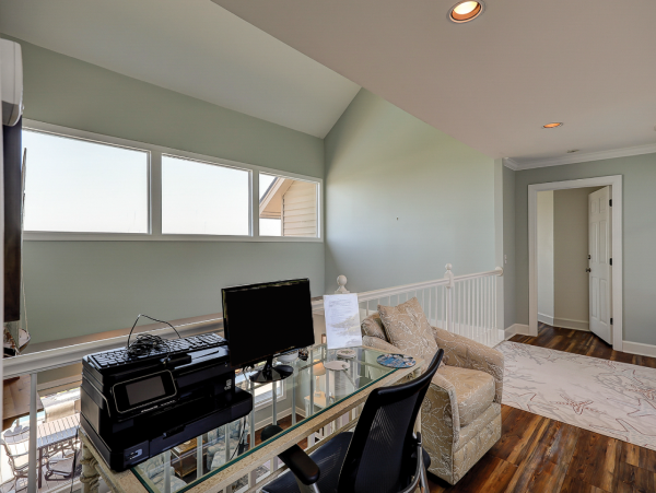 Luxury Oceanfront Vacation Rental with 6 Bedrooms in Hilton Head