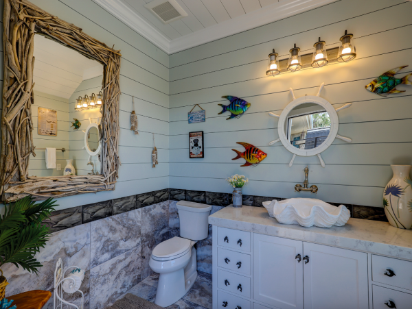 Luxury Oceanfront Vacation Rental with 6 Bedrooms in Hilton Head