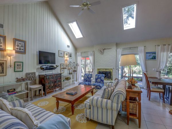 Steps From the Beach On Palmetto Dunes