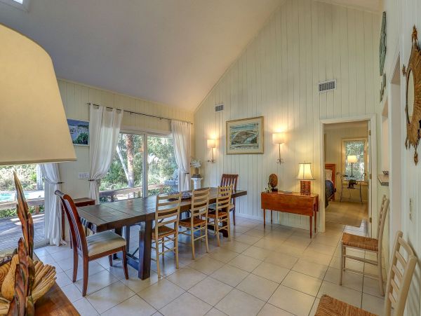 Steps From the Beach On Palmetto Dunes