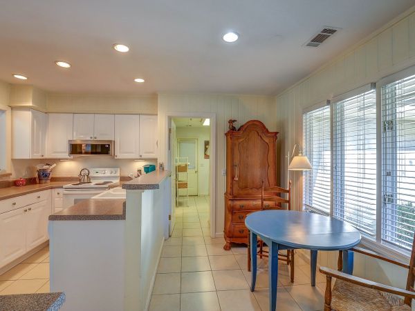 Steps From the Beach On Palmetto Dunes