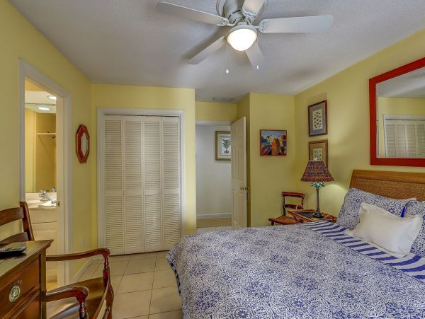 Steps From the Beach On Palmetto Dunes