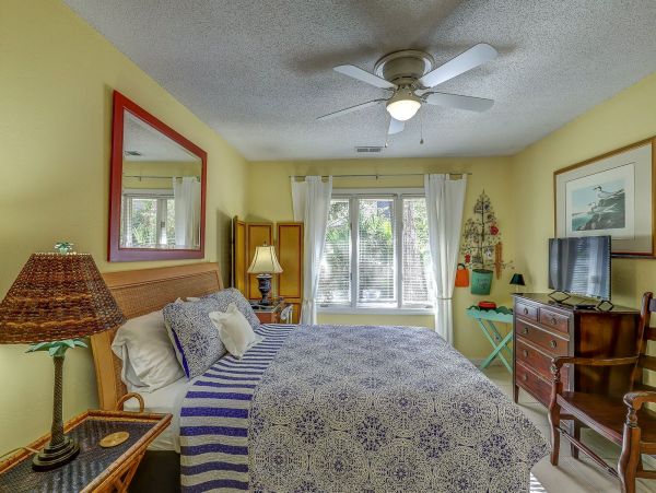 Steps From the Beach On Palmetto Dunes