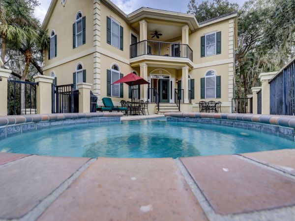 Hilton Head Seven Bedroom Home with Private Pool & Spa