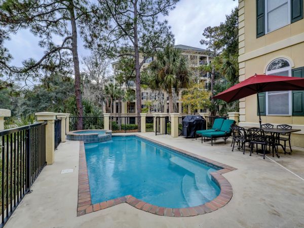 Hilton Head Seven Bedroom Home with Private Pool & Spa
