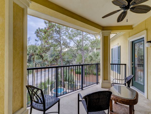 Hilton Head Seven Bedroom Home with Private Pool & Spa