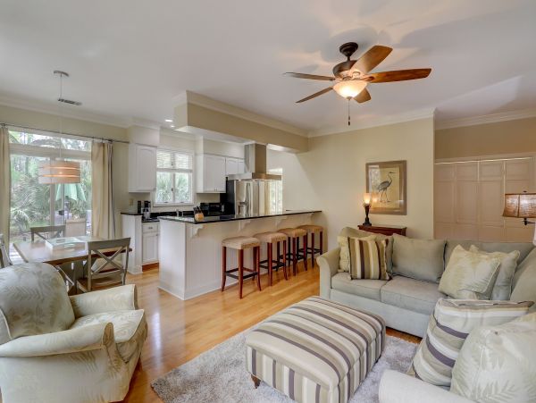 Shipyard Lovely Three Bedroom Vacation Home Sleeps 6 Guests