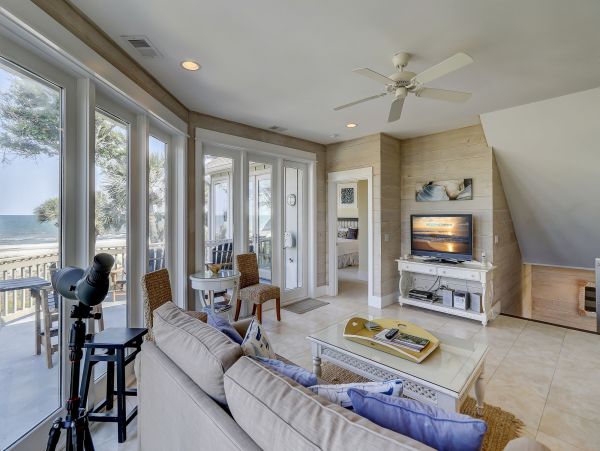 Hilton Head Vacation Rental Sleeps Ten Guests