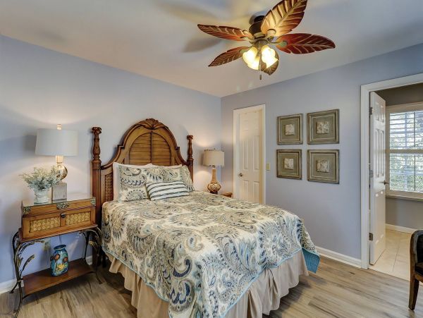 3-Story Beachfront Vacation Pool Home In Hilton Head