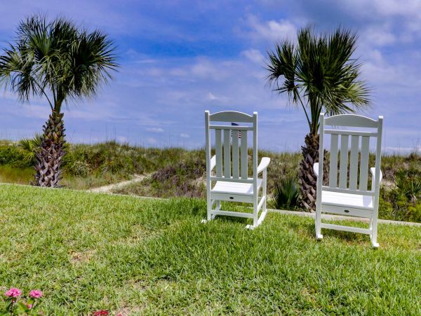 3-Story Beachfront Vacation Pool Home In Hilton Head