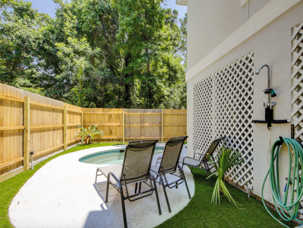 Charming Vacation Rental on Hilton Head 4 Bedrooms Sleeps 10