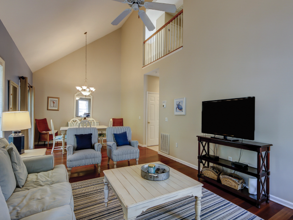 Charming Vacation Rental on Hilton Head 4 Bedrooms Sleeps 10
