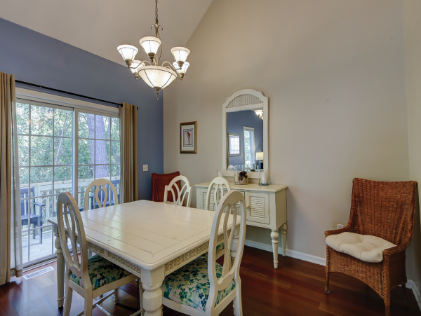 Charming Vacation Rental on Hilton Head 4 Bedrooms Sleeps 10