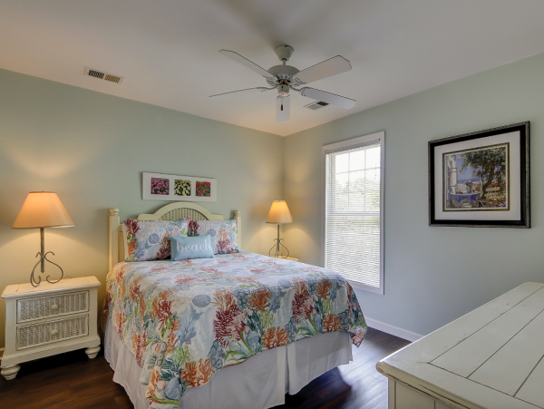 Charming Vacation Rental on Hilton Head 4 Bedrooms Sleeps 10