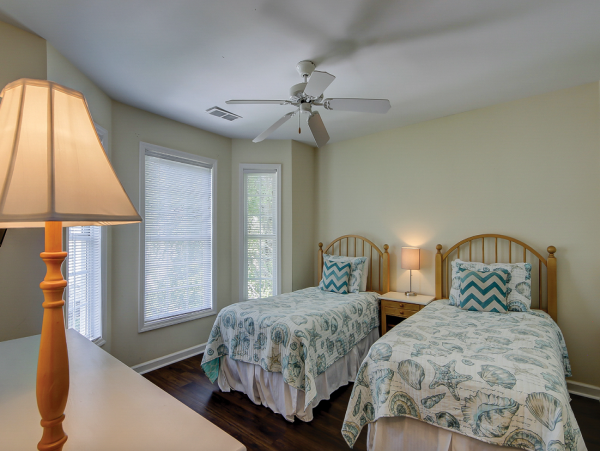 Charming Vacation Rental on Hilton Head 4 Bedrooms Sleeps 10