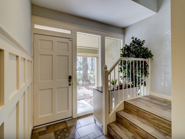 Hilton Head Getaway: 4-Bed Villa, Pool & Beach Access
