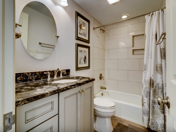 Hilton Head Getaway: 4-Bed Villa, Pool & Beach Access
