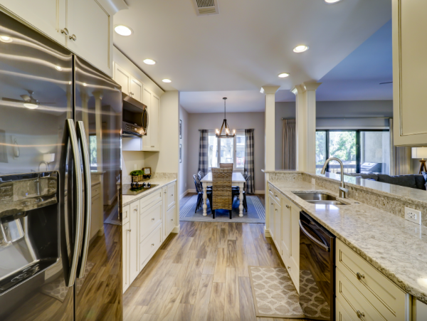 Hilton Head Getaway: 4-Bed Villa, Pool & Beach Access