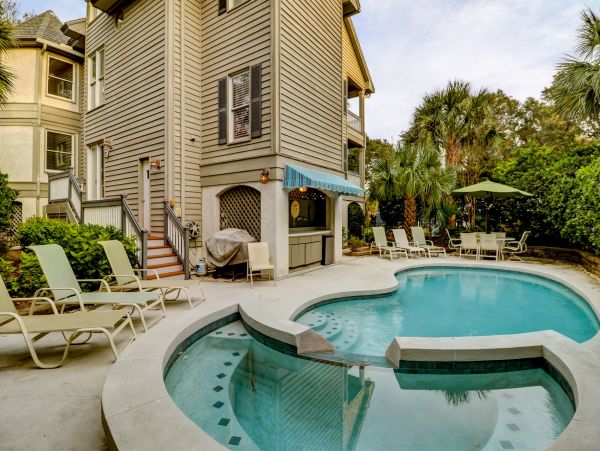 Walk to Beach Hilton Head Vacation Home 6 Bedrooms with Pool