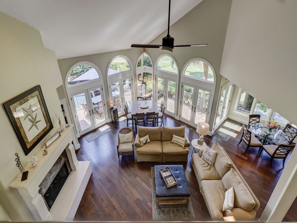 PALMETTO DUNES 4 BEDROOM POOL HOME ON GOLF COURSE
