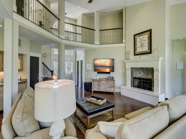 PALMETTO DUNES 4 BEDROOM POOL HOME ON GOLF COURSE