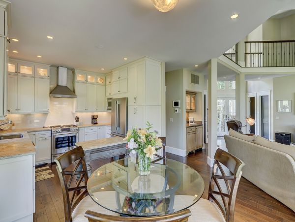 PALMETTO DUNES 4 BEDROOM POOL HOME ON GOLF COURSE