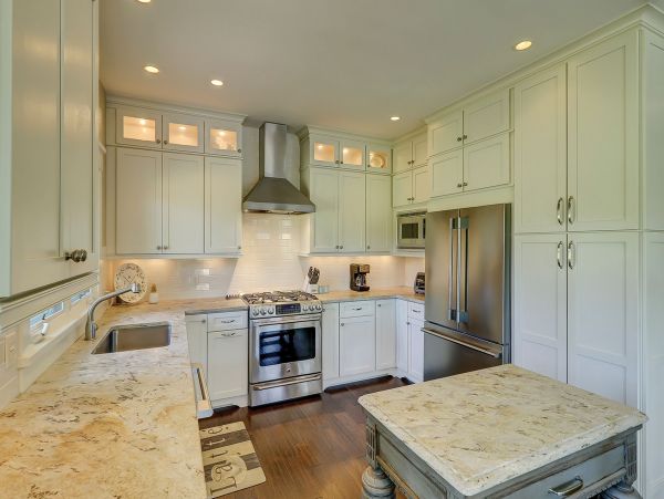 PALMETTO DUNES 4 BEDROOM POOL HOME ON GOLF COURSE