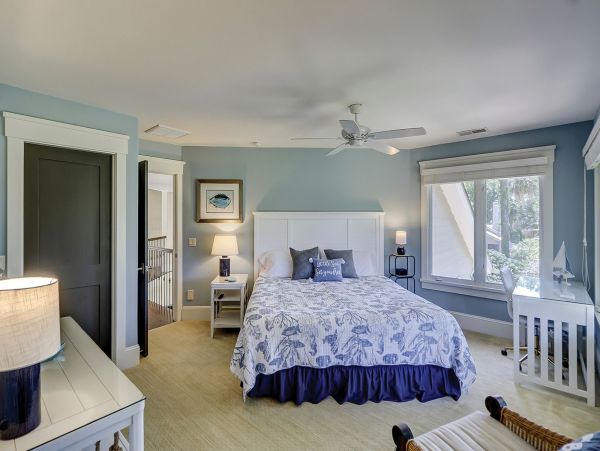 PALMETTO DUNES 4 BEDROOM POOL HOME ON GOLF COURSE