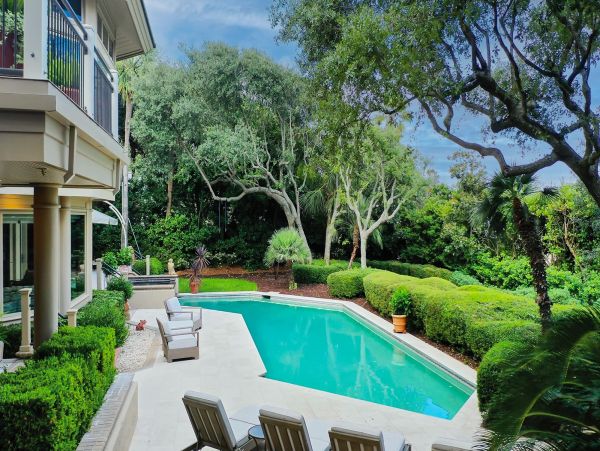OCEANFRONT 6 BEDROOM HILTON HEAD POOL HOME