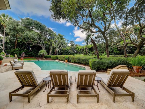 OCEANFRONT 6 BEDROOM HILTON HEAD POOL HOME