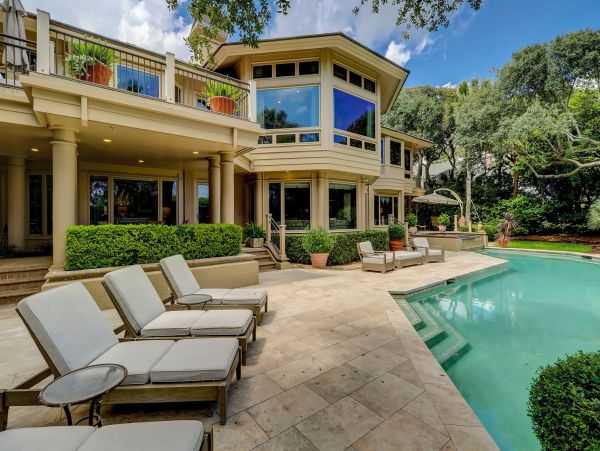 OCEANFRONT 6 BEDROOM HILTON HEAD POOL HOME