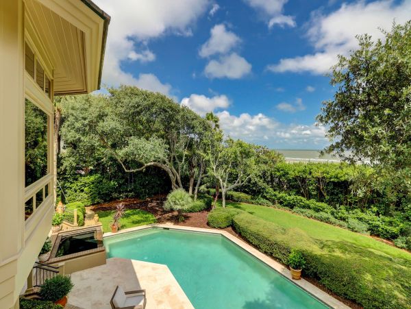 OCEANFRONT 6 BEDROOM HILTON HEAD POOL HOME