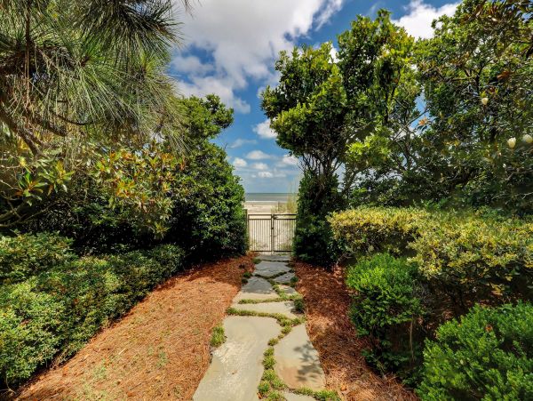 OCEANFRONT 6 BEDROOM HILTON HEAD POOL HOME