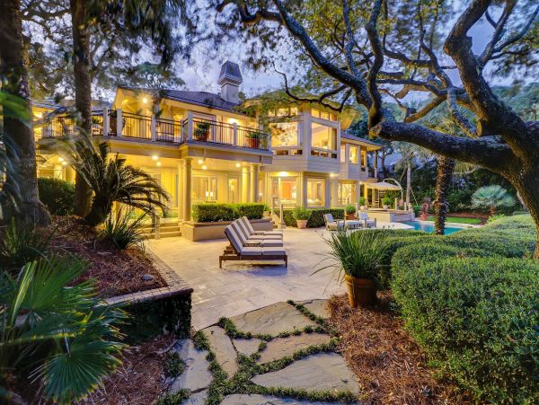 OCEANFRONT 6 BEDROOM HILTON HEAD POOL HOME