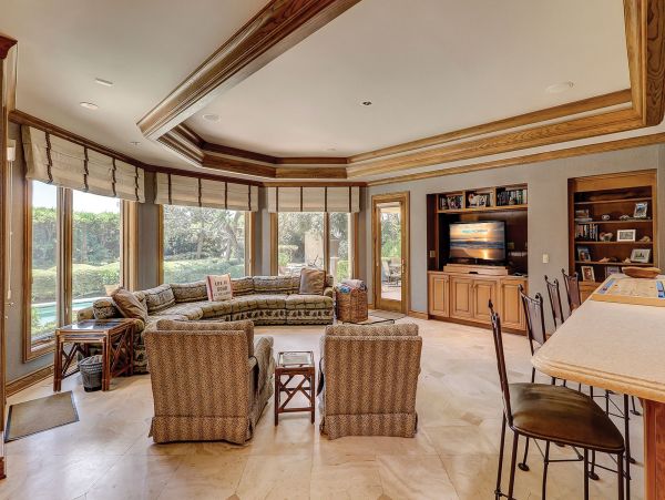 OCEANFRONT 6 BEDROOM HILTON HEAD POOL HOME