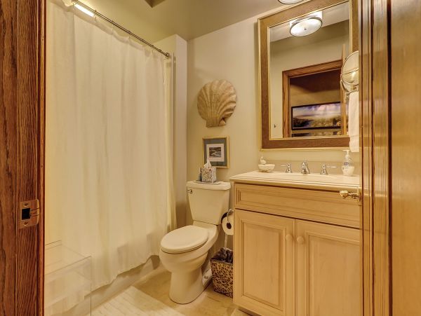 OCEANFRONT 6 BEDROOM HILTON HEAD POOL HOME