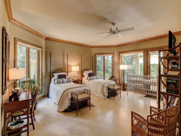 OCEANFRONT 6 BEDROOM HILTON HEAD POOL HOME