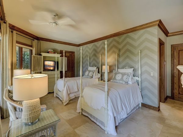 OCEANFRONT 6 BEDROOM HILTON HEAD POOL HOME