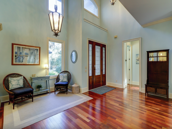 Beautiful Hilton Head Cottage with a Pool - Walk to Beach