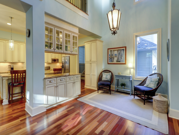 Beautiful Hilton Head Cottage with a Pool - Walk to Beach