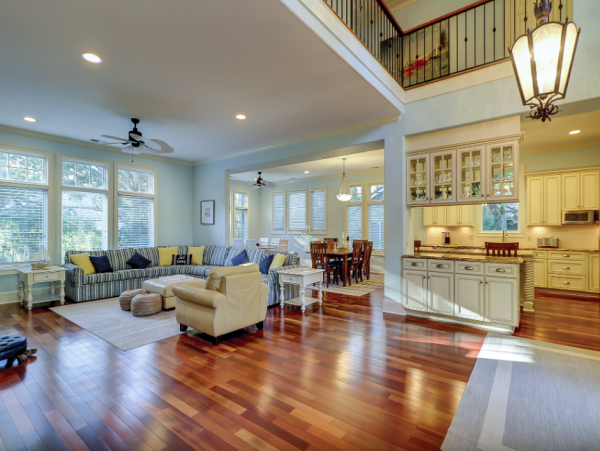 Beautiful Hilton Head Cottage with a Pool - Walk to Beach