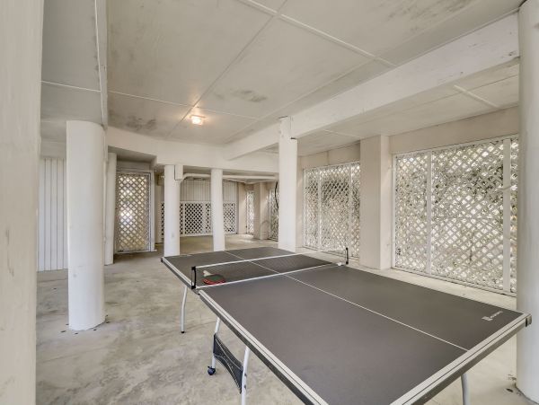 HILTON HEAD 6 BEDROOMS OCEANFRONT SLEEPS 18
