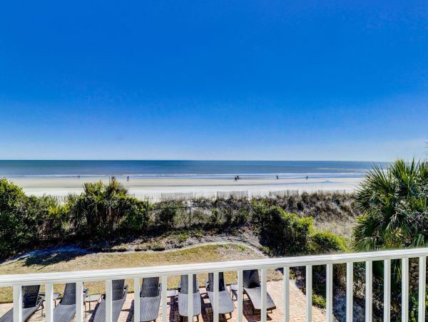 HILTON HEAD 6 BEDROOMS OCEANFRONT SLEEPS 18