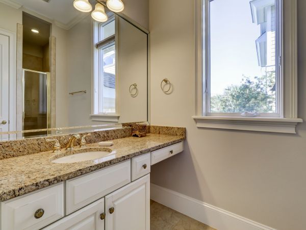 HILTON HEAD 6 BEDROOMS OCEANFRONT SLEEPS 18