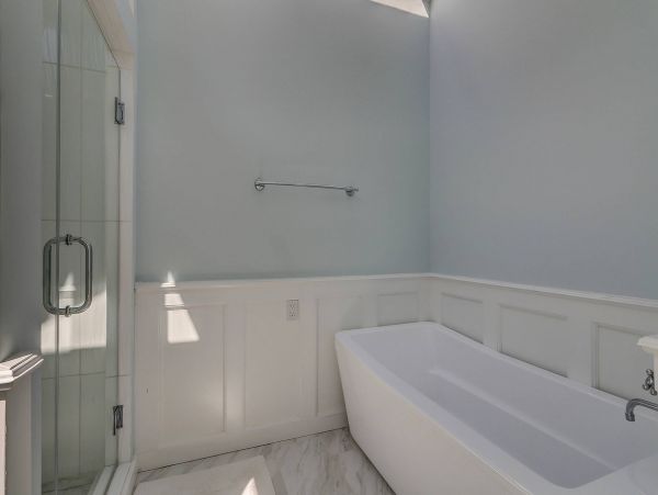 Beautiful 7 Bedroom Luxury Pool Home in Hilton Head