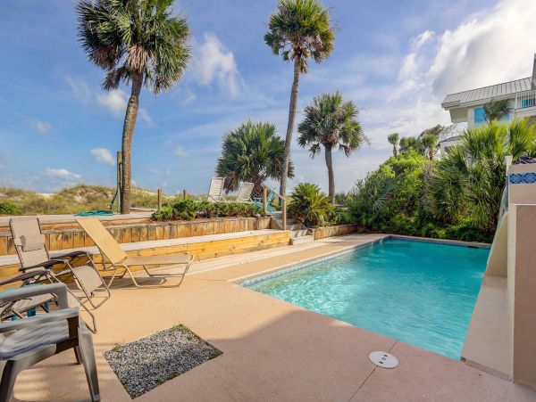 Hilton Head Oceanfront Oasis 6 Bedrooms Plus Loft