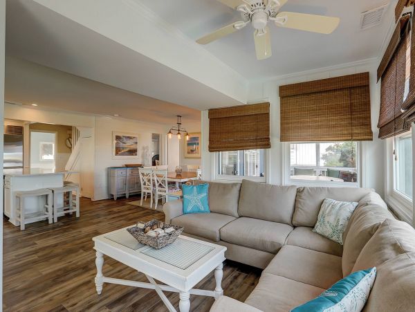Hilton Head Oceanfront Oasis 6 Bedrooms Plus Loft