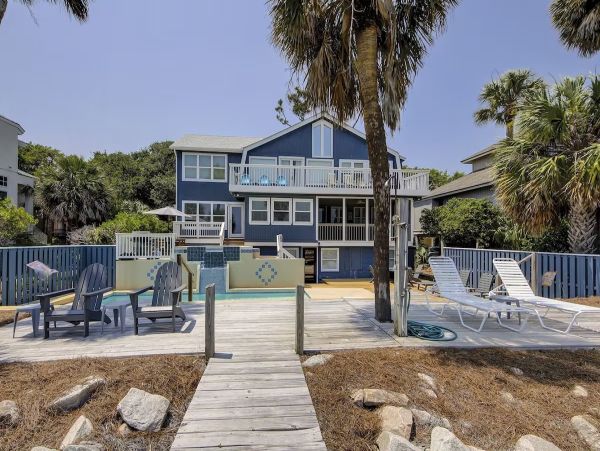 Hilton Head Oceanfront Oasis 6 Bedrooms Plus Loft